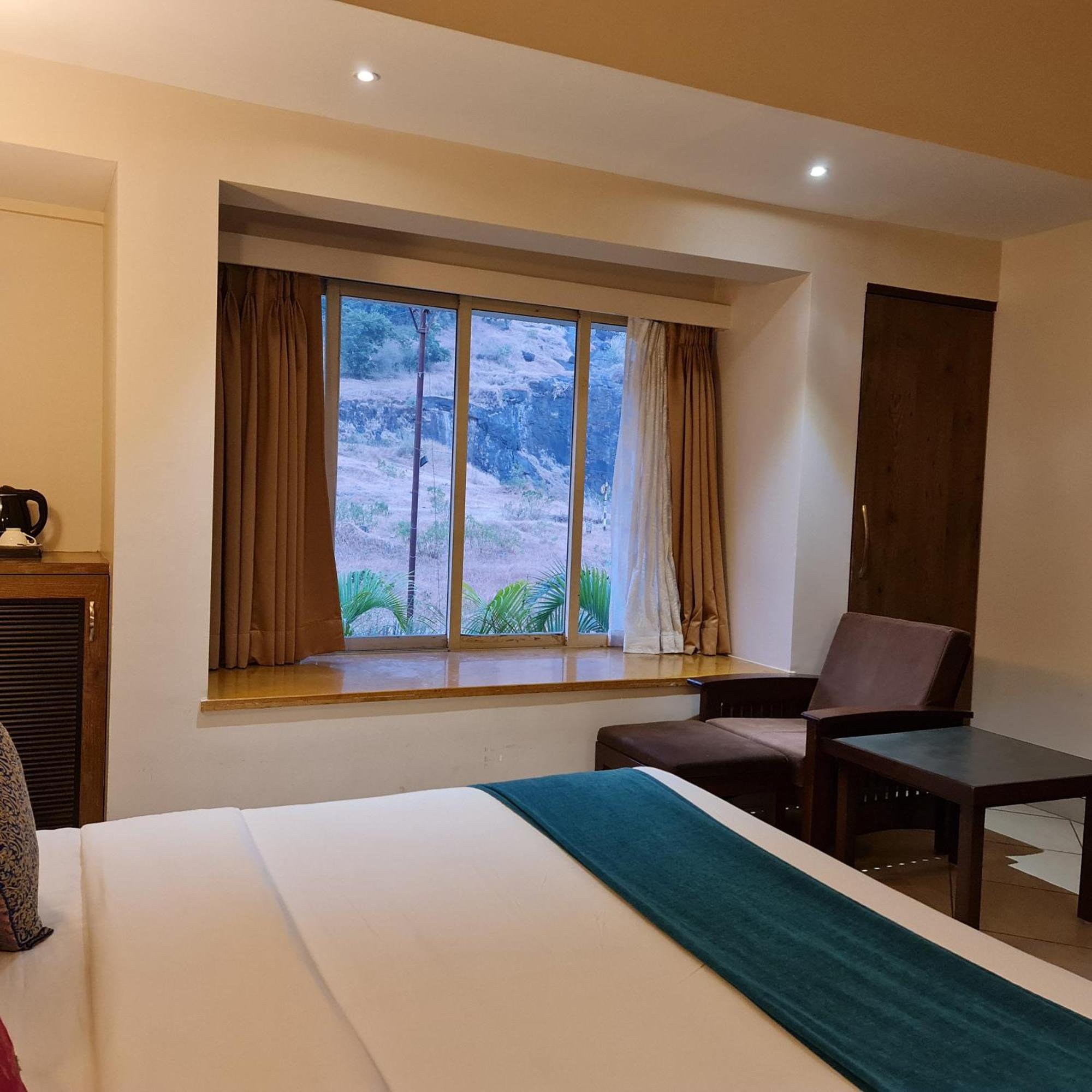 Misty Meadows, Lonavala酒店 外观 照片