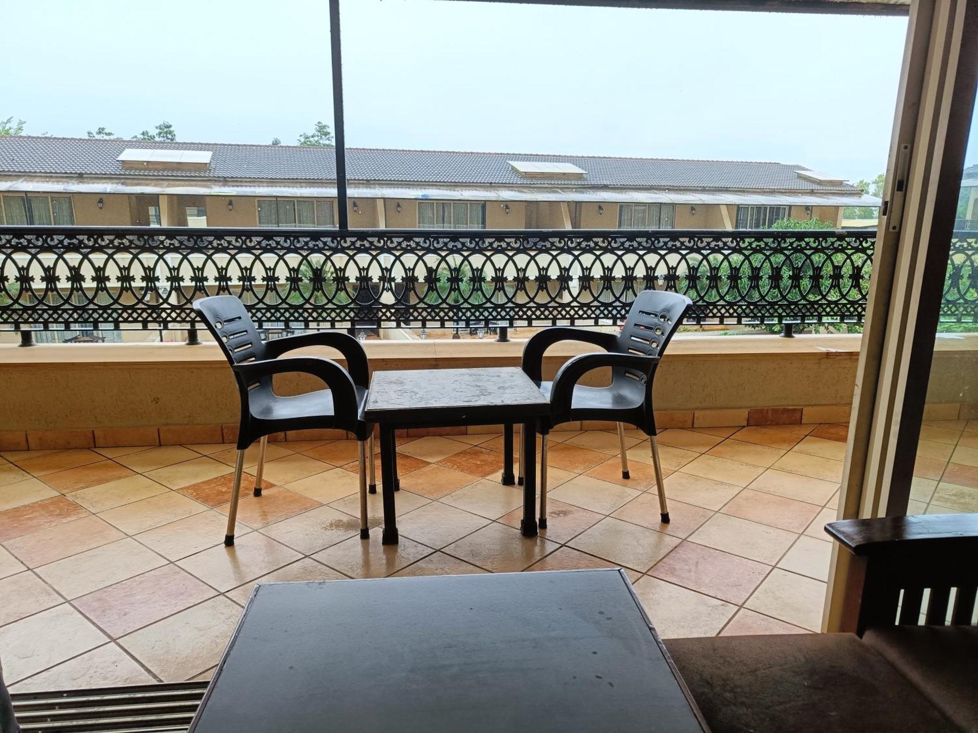 Misty Meadows, Lonavala酒店 外观 照片