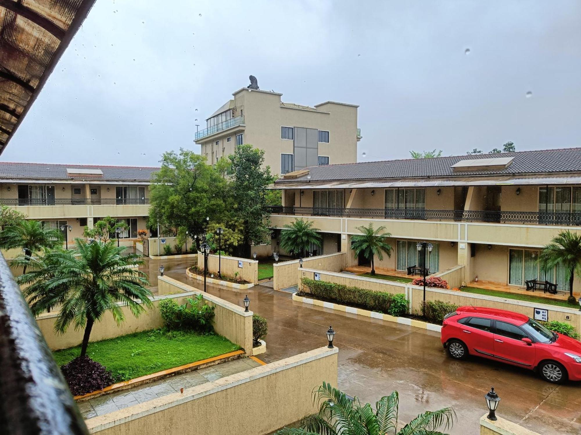Misty Meadows, Lonavala酒店 外观 照片